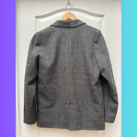 Urban Outfitters Blazer Size Medium - Picture 3 of 6